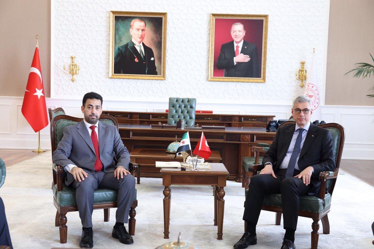 مباحثات سورية تركية في أنقرة لتعزيز التعاون الصحي واستكمال مشفى حلب