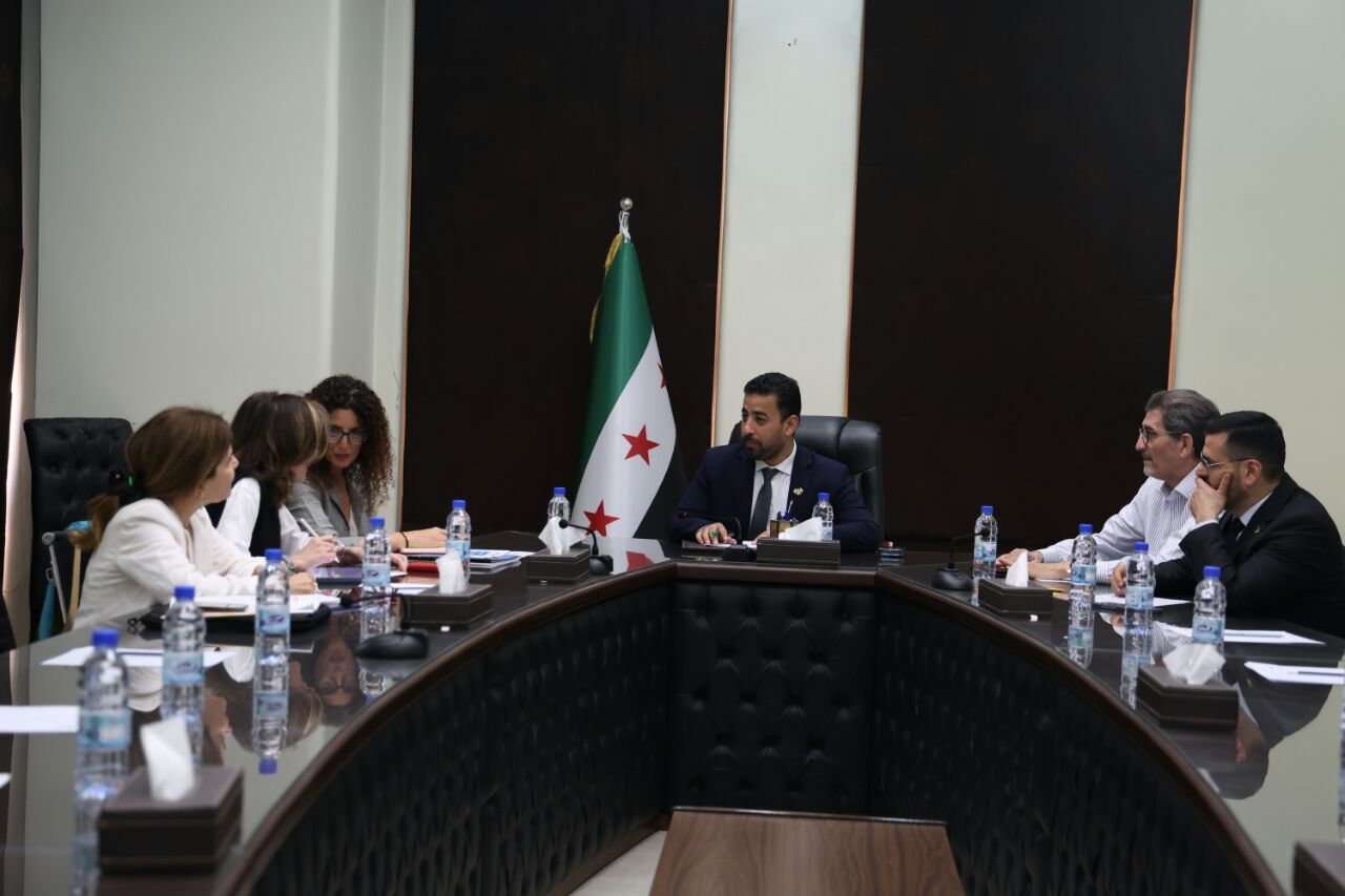 التقى وزير الصحة  الدكتور"مصعب العلي" مع مكتب الأمم المتحدة لمكافحة المخدرات والجريمة