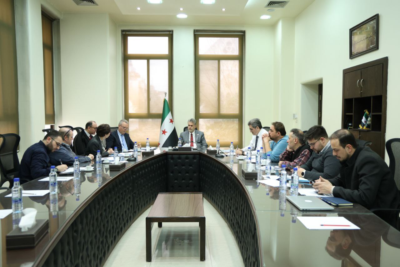 عقد معاون وزير الصحة اجتماعاً مع فريق منظمة الصحة العالمية، لاستعراض واقع القوى العاملة الصحية في سوريا